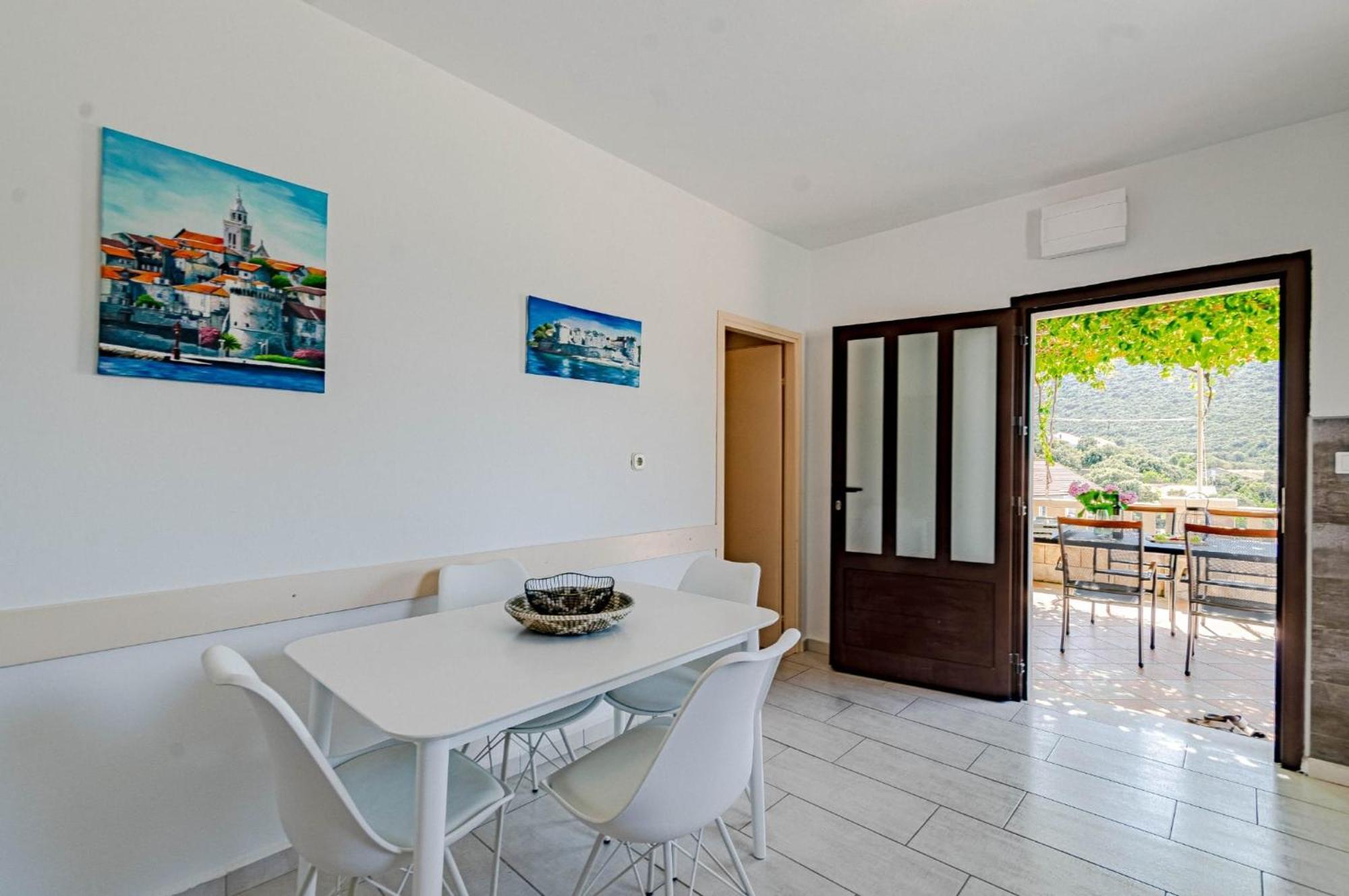 Seaside Apartments With A Swimming Pool Tri Zala, Korcula - 558 Zrnovo Room photo