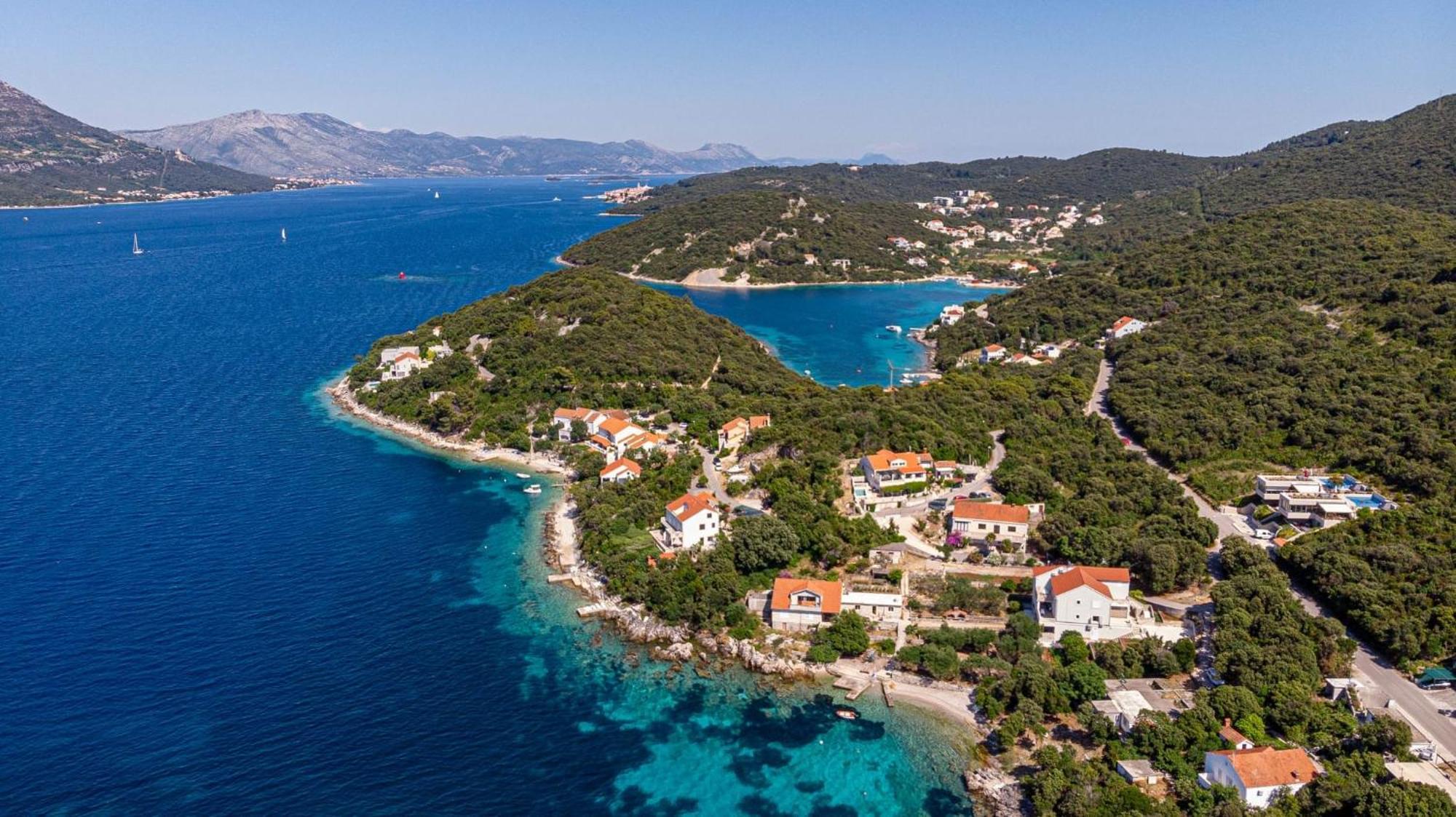 Seaside Apartments With A Swimming Pool Tri Zala, Korcula - 558 Zrnovo Exterior photo